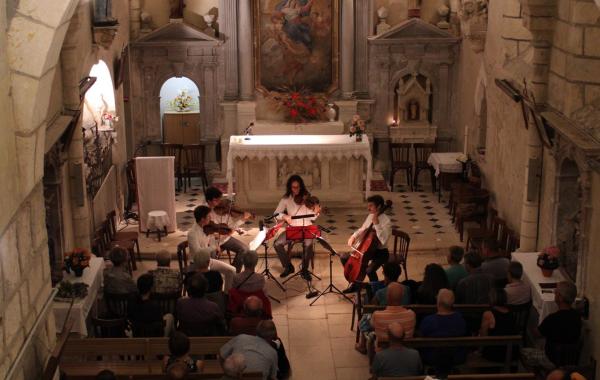 Un concert de Quatuor dans l'Eglise d'Avanton