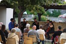 Concert en plein air à Vouzailles